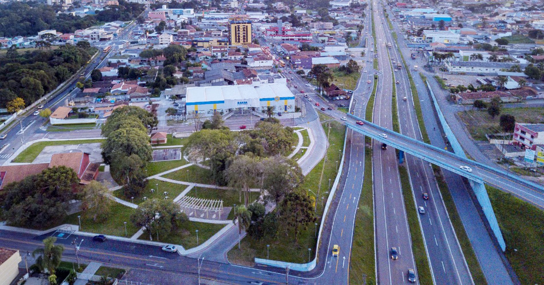 Auracária, município do Paraná - Desentupidora